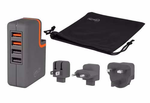  10. Bộ sạc Arctic Charger PRO 4 ổ sạc. Trong trường hợp bạn là người thường xuyên đi du lịch, bạn nên cân nhắc để lựa chọn mang theo bộ sạc Arctic Charger PRO. Bộ sạc đi kèm với ổ cắm hoán đổi cho nhau để có thể sử dụng tại hầu hết các nước trên thế giới. Tổng dòng điện có thể đi qua bộ sạc là 2,5 amp.