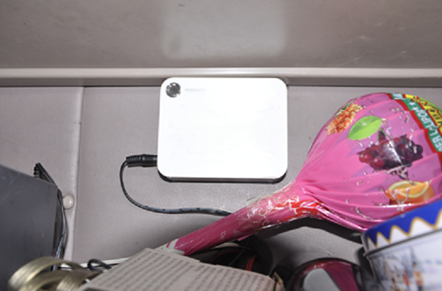 Bên cạnh sự tiện ích internet Wi-fi, không ít người tỏ ra lắng cho tình trạng sức khỏe do thiết bị phát Wi-fi gây ra