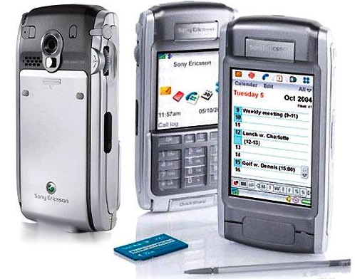  8. Sony Ericsson P910 (2004). Từng “vang bóng một thời”, chiếc Ericsson P910gây ấn tượng với người dùng với thiết kế màn hình lớn và là model rất thành công khi hướng tới người dùng doanh nhân.