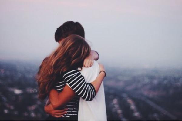 Me don than lay trai tan, dem tan hon bat ngo voi bo me chong-Hinh-2