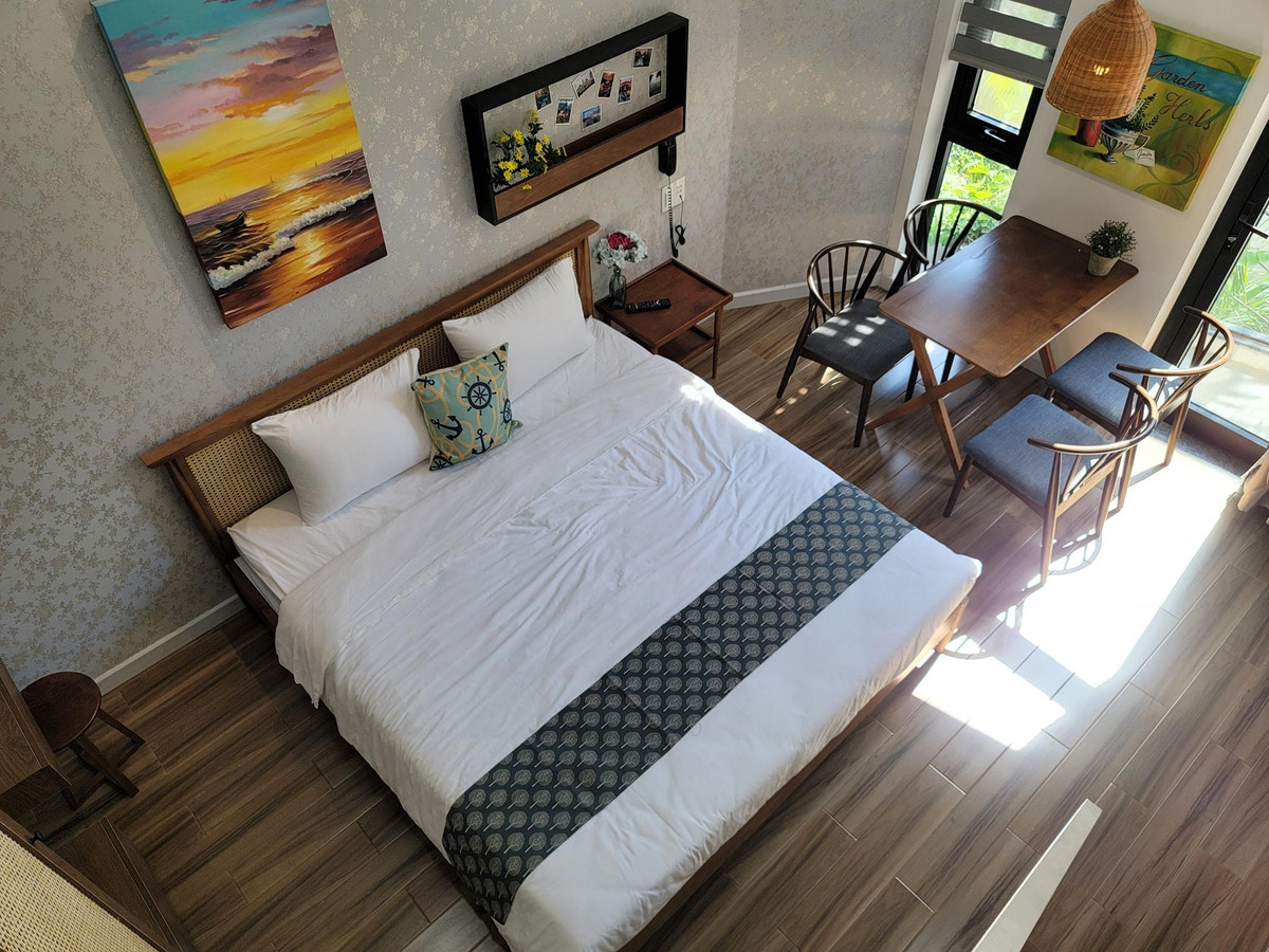 Ngoi nha me cung tren manh dat meo, xay trong 3 nam-Hinh-9