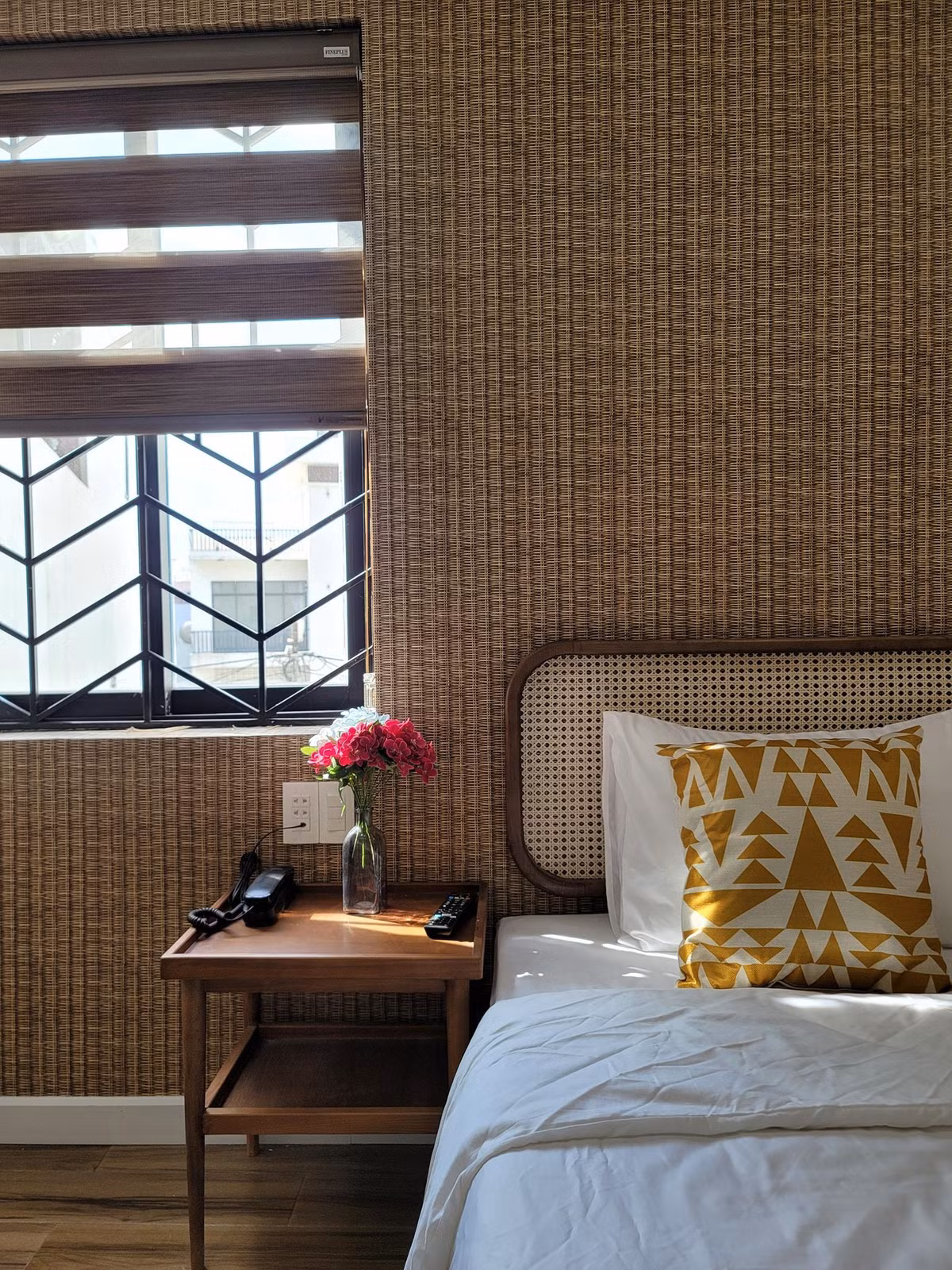 Ngoi nha me cung tren manh dat meo, xay trong 3 nam-Hinh-19