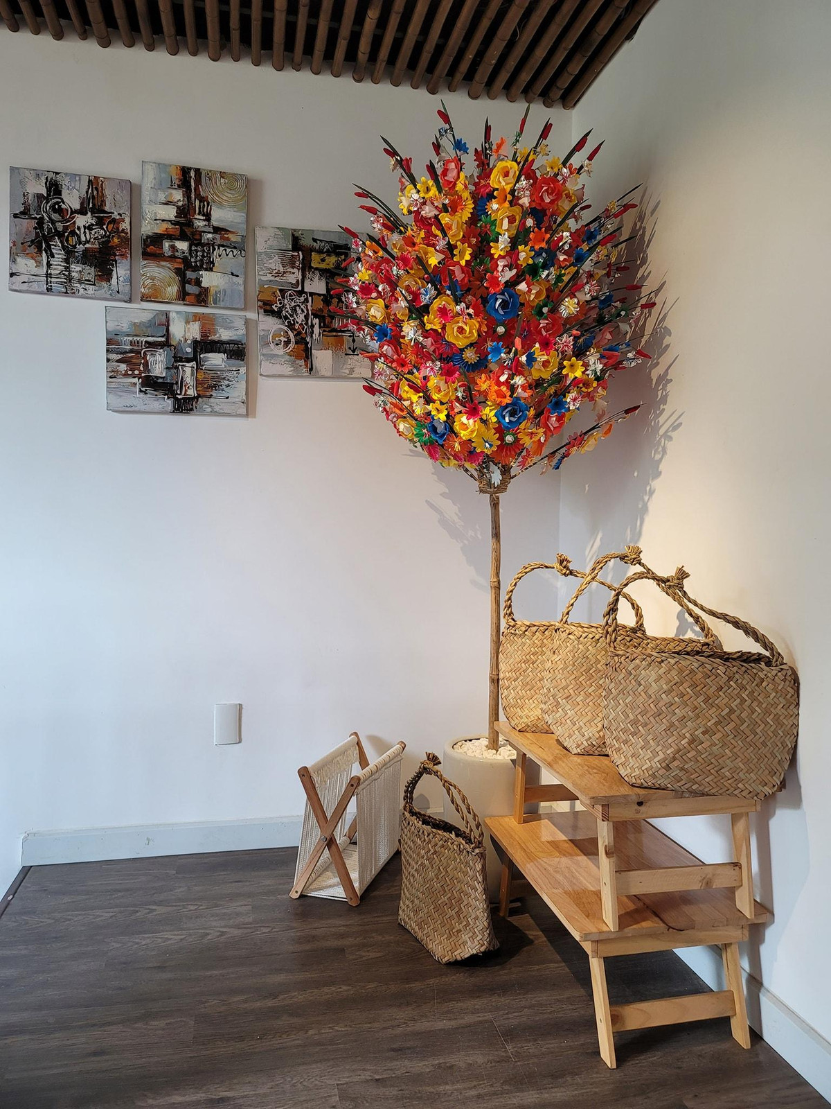 Ngoi nha me cung tren manh dat meo, xay trong 3 nam-Hinh-29