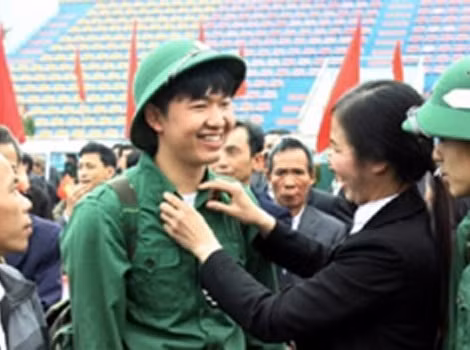 Hàng năm, rất nhiều thanh niên chấp hành nghiêm túc việc thực hiện nghĩa vụ quân sự đối với đất nước. Ảnh minh họa. Nguồn: Internet.