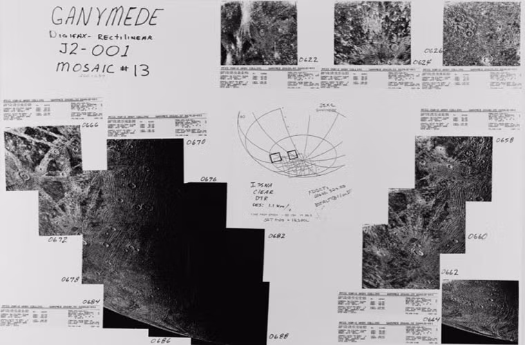 Tàu vũ trụ của NASA chưa bao giờ hạ cánh được xuống sao Kim. Những gì chúng ta biết được đều nhờ các tàu không gian của Liên Xô. Đây là hình ảnh được tàu Venus của Liên Xô chụp trong những năm 70, 80.