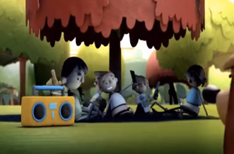 Nokia quảng cáo “đá đểu” iPad của Apple. Trong quảng cáo mới, Nokia nhấn mạnh đến khả năng tự điều chỉnh sáng của máy tính bảng Lumia 2520 khi ở ngoài trời, cho phép người dùng không bị chói khi đọc nội dung, điều mà iPad chưa làm được.