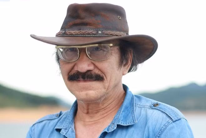 Nhac si Nguyen Cuong: Van thay day sung suc thi biet minh dang tre