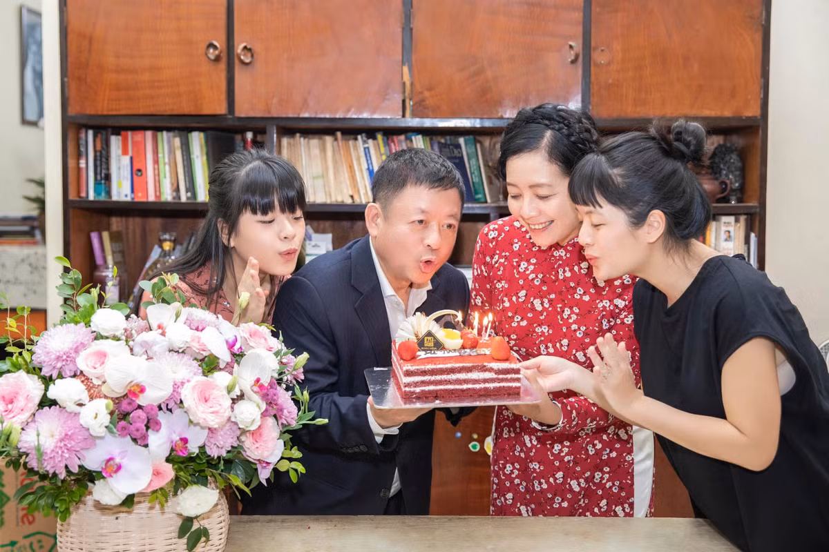 Bi quyet hon nhan gan 40 nam van ngot ngao cua NSUT Chieu Xuan