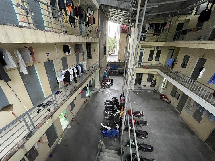 Luong thap, cong nhan cat giam chi tieu, dich vu “an theo” e am-Hinh-3