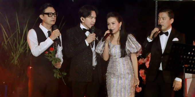 Nam ca sĩ nổi tiếng ly hôn vợ đại gia, U50 giàu kếch xù - Hình 4 Nam ca si noi tieng ly hon vo dai gia, U50 giau kech xu-Hinh-4