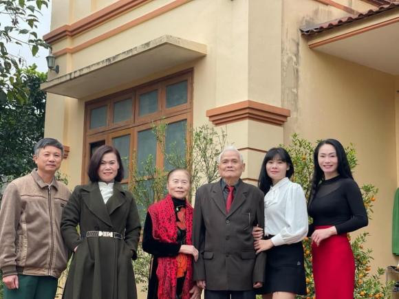 ây là không gian nhà ở quê của Quách Thu Phương, nơi nữ diễn viên lớn lên cùng cha mẹ và các anh chị em tại Hòa Bình.