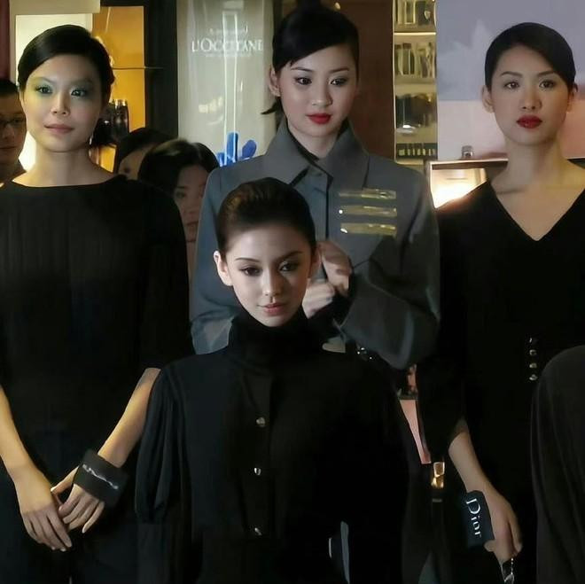 Nhan sac Angelababy nam 17 tuoi dung la bau vat Cbiz