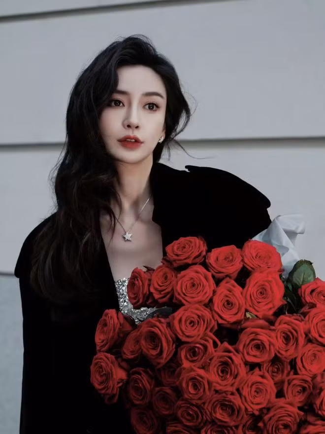 Nhan sac Angelababy nam 17 tuoi dung la bau vat Cbiz-Hinh-7