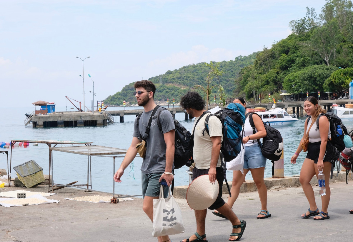 "Hòn ngọc thô" trở thành hình mẫu "nói không với rác thải nhựa" ảnh 6