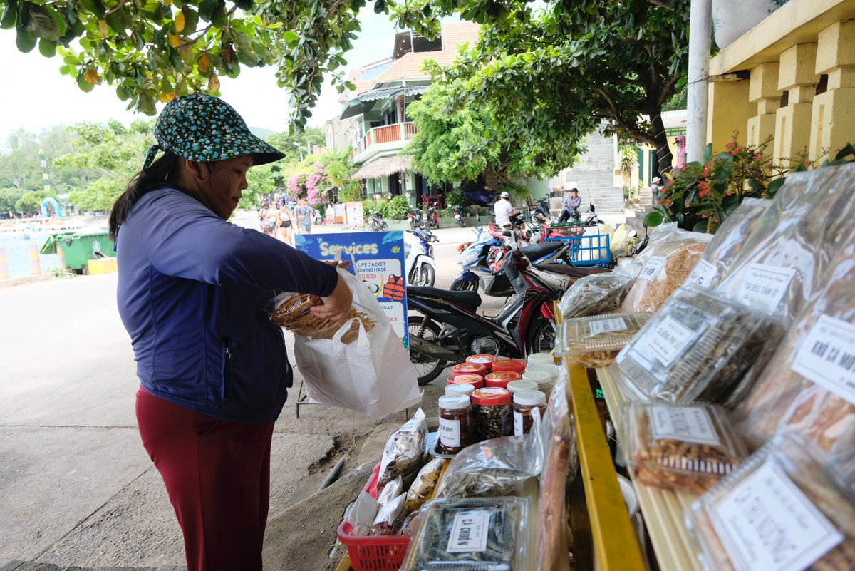 "Hòn ngọc thô" trở thành hình mẫu "nói không với rác thải nhựa" ảnh 4