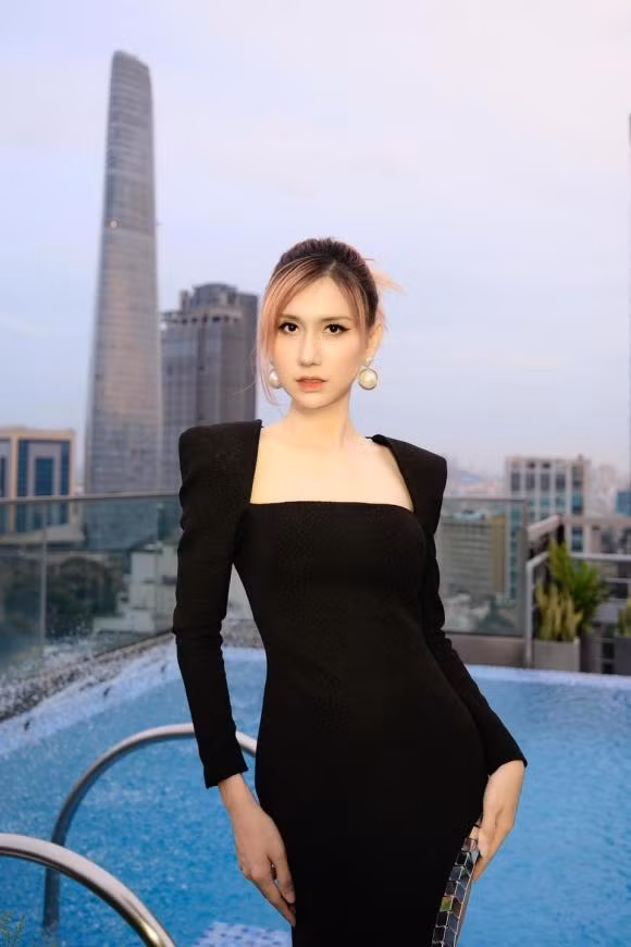 Lynk Lee dap tra khi gap cau hoi 