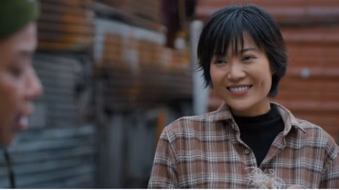 Dien vien Thanh Huong ke chuyen an com, nam ngu ben bai rac