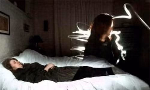 Tai sao nguoi ta lai roi nuoc mat truoc khi chet, ho thay gi?-Hinh-4