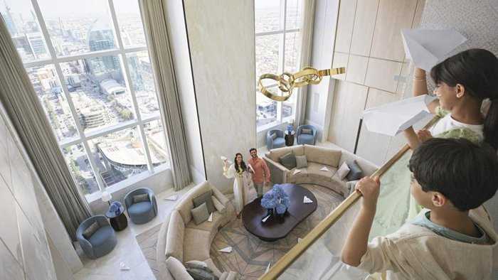 Dot nhap khong gian xa hoa, rong 371 m2 Cristiano Ronaldo vua chuyen den-Hinh-2