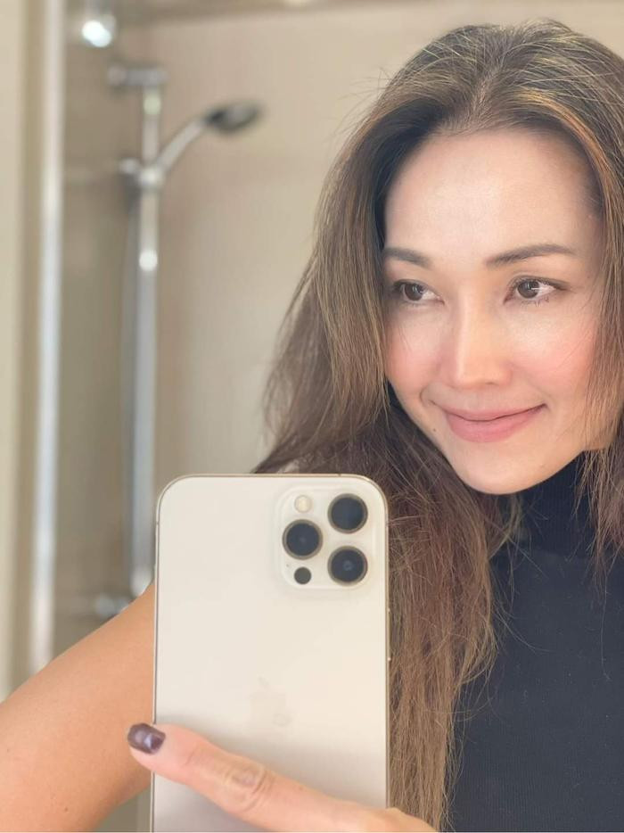 Kim Hien tu tin khoe nhan sac khong phan son o tuoi 41-Hinh-2