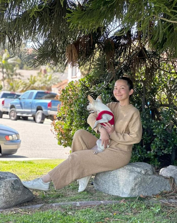 Kim Hiền tự tin khoe nhan sắc không phấn son ở tuổi 41 - Hình 8 Kim Hien tu tin khoe nhan sac khong phan son o tuoi 41-Hinh-8