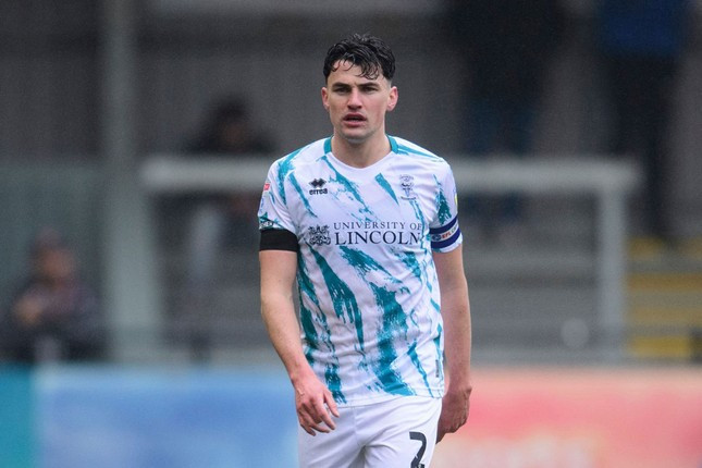 =4. Regan Poole (Lincoln City, số trận thi đấu ở cấp độ CLB từ đầu mùa giải 2022/23 đến nay: 46, tổng số phút đã thi đấu: 4.080).