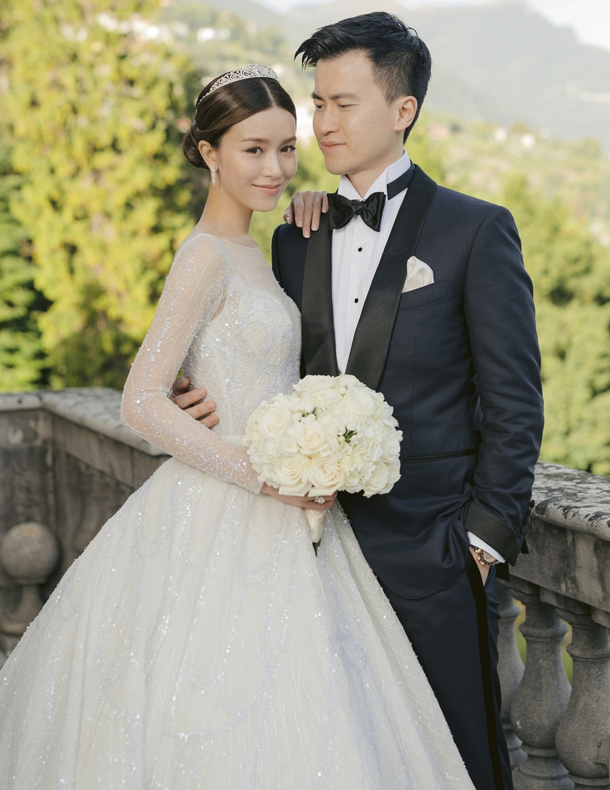 Cuoc song hon nhan cua nguoi dep “Thien long bat bo”-Hinh-2