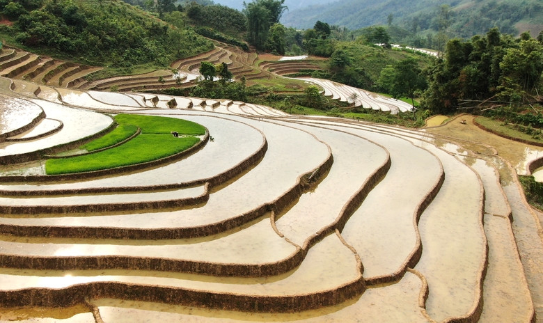 Sa Pa lap lanh mua nuoc do-Hinh-2