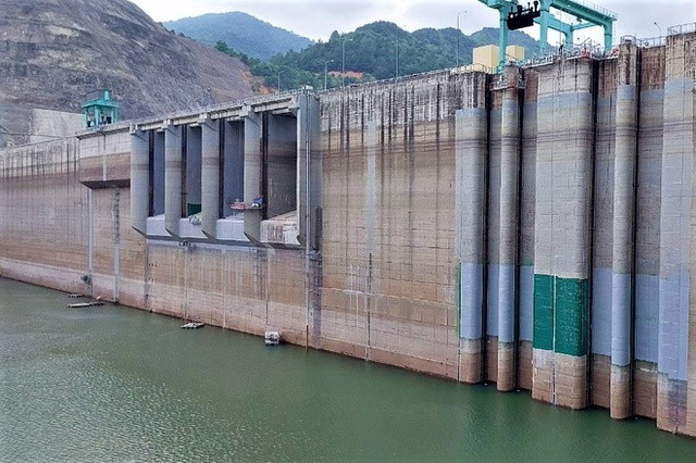 Can canh can kho cua hang loat ho thuy dien o Viet Nam-Hinh-7