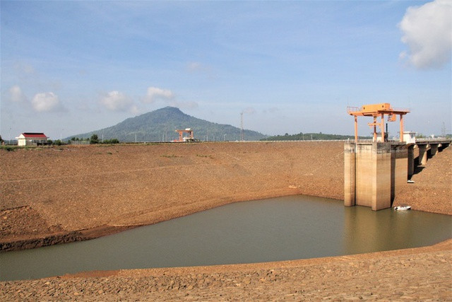 Can canh can kho cua hang loat ho thuy dien o Viet Nam-Hinh-8