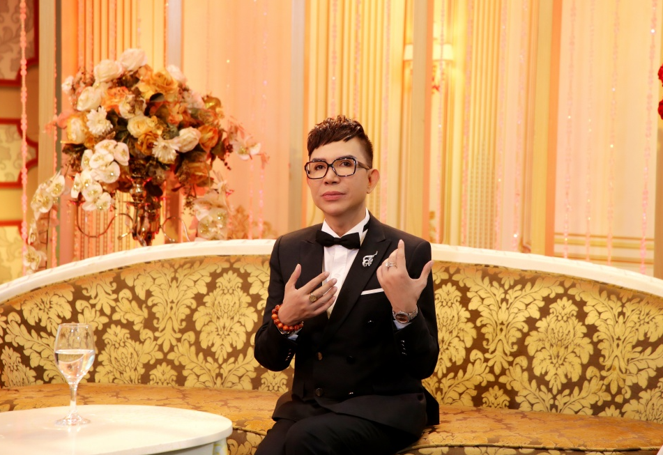 Long Nhat lan dau tiet lo chuyen bi cha ruot dang tin “tu mat”