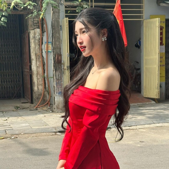 Nhan sac cua A hau Viet co biet danh “than tien ty ty”-Hinh-12