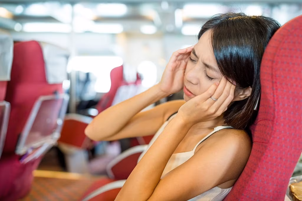 Vi tri ngoi giup ban tranh say tren chuyen xe ve Tet-Hinh-2