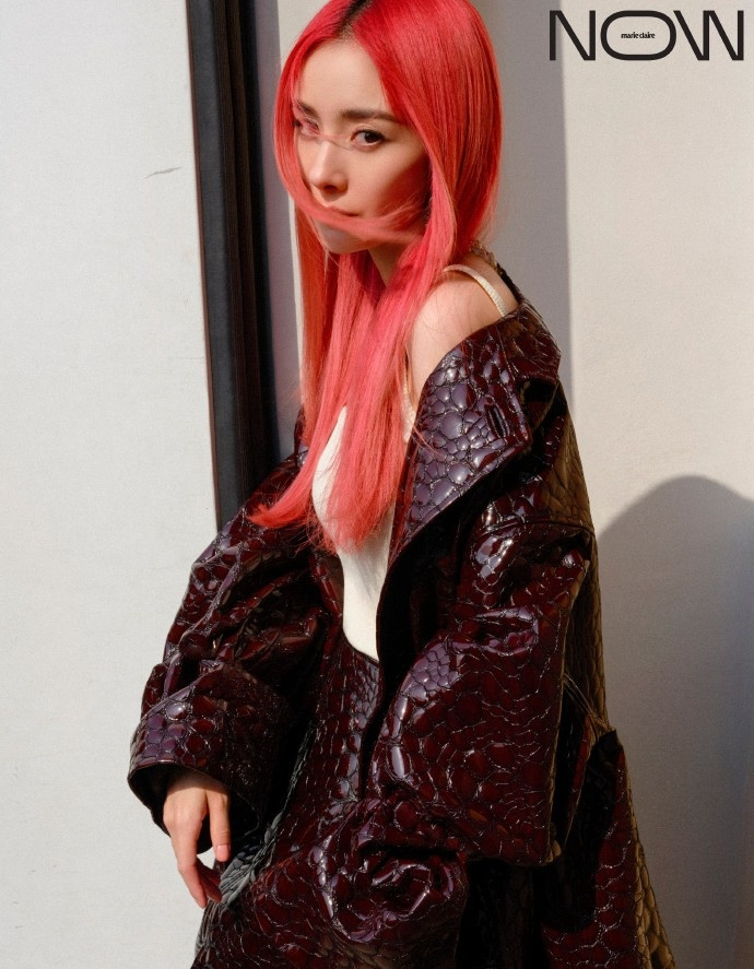 Hinh anh goi cam cua Duong Mich o tuoi 37-Hinh-2