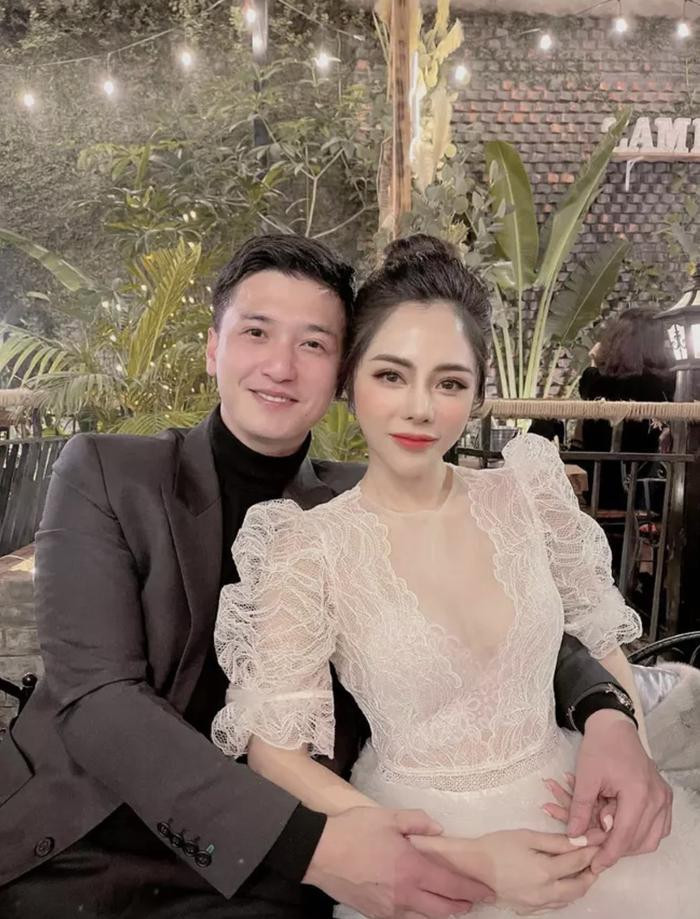 Bị mỉa mai thẩm mỹ, bạn gái Huỳnh Anh phản ứng ra sao? - Hình 3 Bi mia mai tham my, ban gai Huynh Anh phan ung ra sao?-Hinh-3