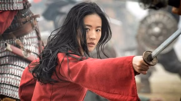 Anh Luu Diec Phi khong co bo loc truoc ong kinh nuoc ngoai