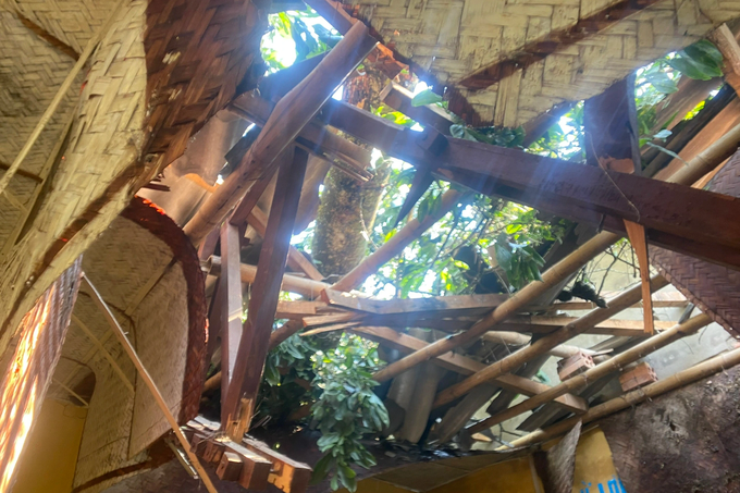 Loc xoay “thoi bay” mai nha dan, truong hoc o Thanh Hoa-Hinh-3