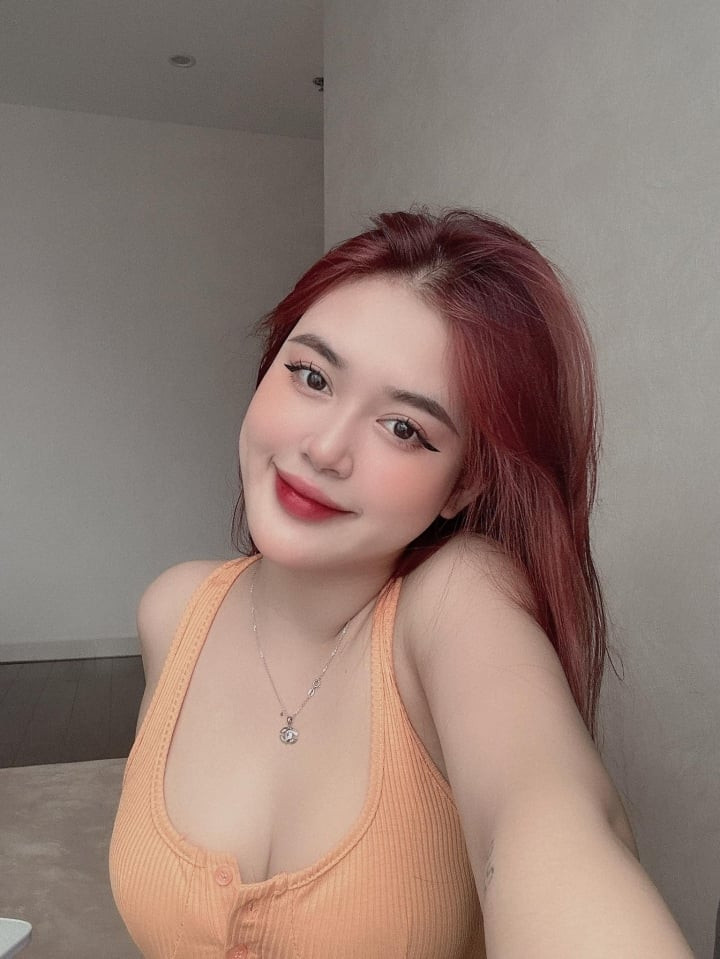 Diễm Quỳnh sở hữu gương mặt xinh đẹp cùng vóc dáng nóng bỏng.