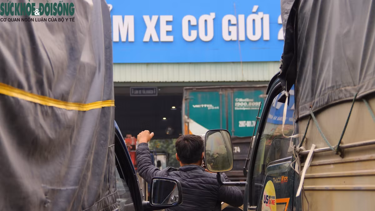 Gan 2 trieu phuong tien tu dong gian chu ky dang kiem tu hom nay-Hinh-3