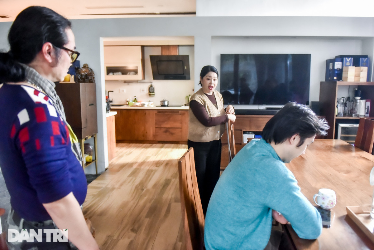 Thanh Tu muon ao me lai xe den quay phim Dung lam me cau-Hinh-5