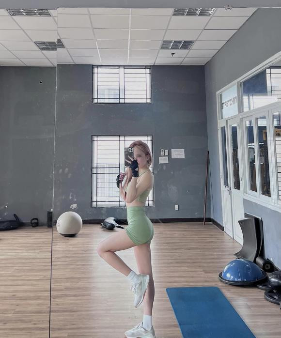 Tha toc khong phu hop khi di tap gym, Thieu Bao Tram noi gi?-Hinh-2