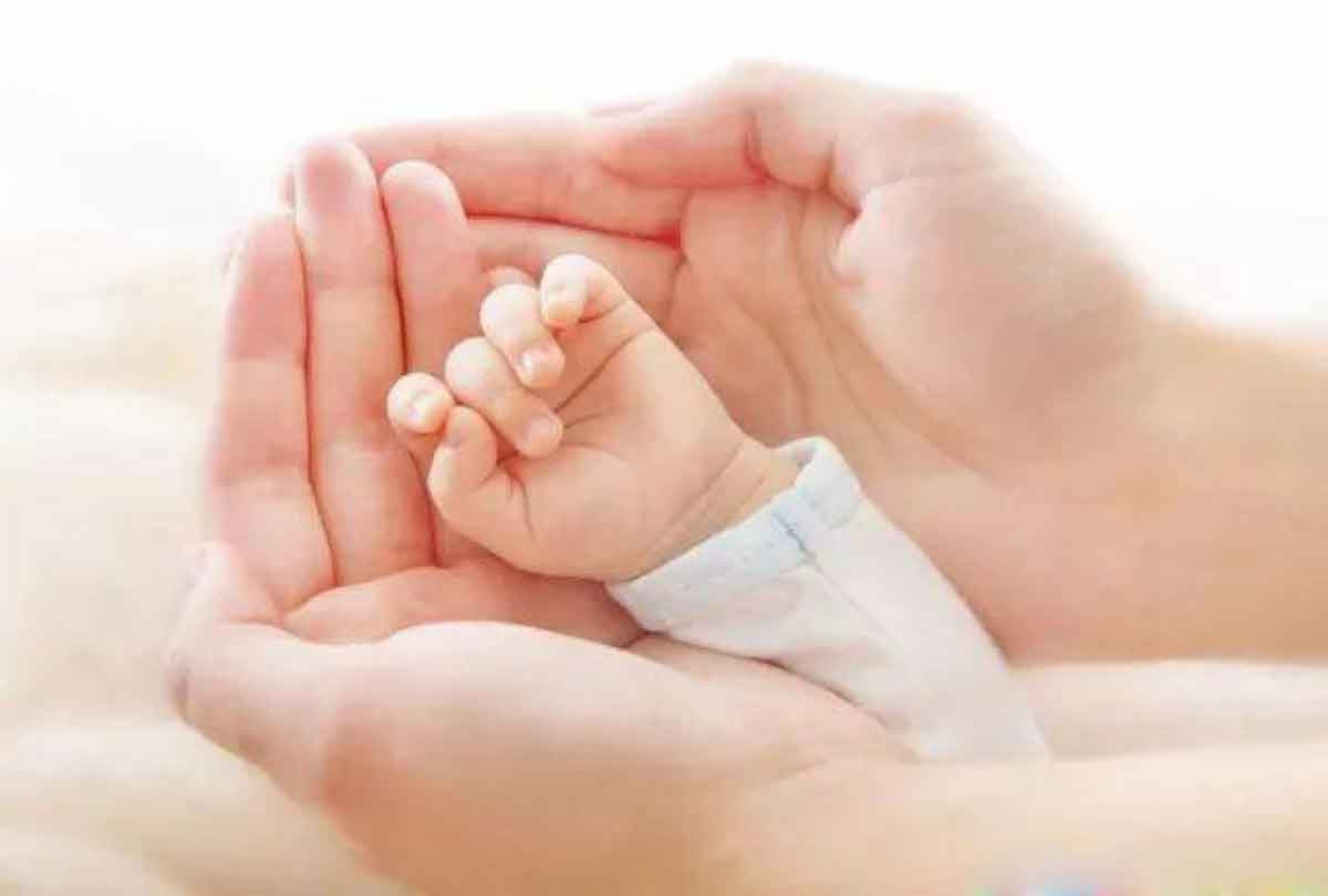 Gan 10 nam chua co con, vo muon “tra tu do” cho toi