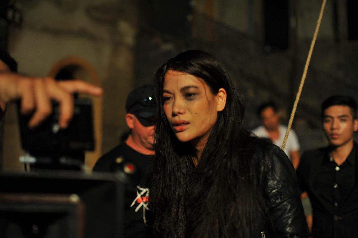 Dien vien Truong Ngoc Anh: Toi bi dam muon mu mot ben mat!-Hinh-3