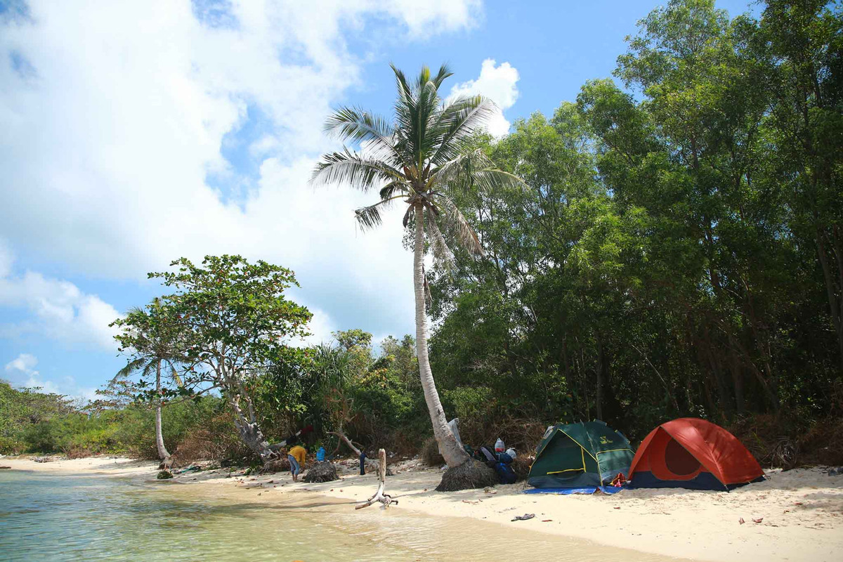 Tu Ba Hon Dam den Hai Tac, nhung dao dep tren vung bien Tay Nam-Hinh-4