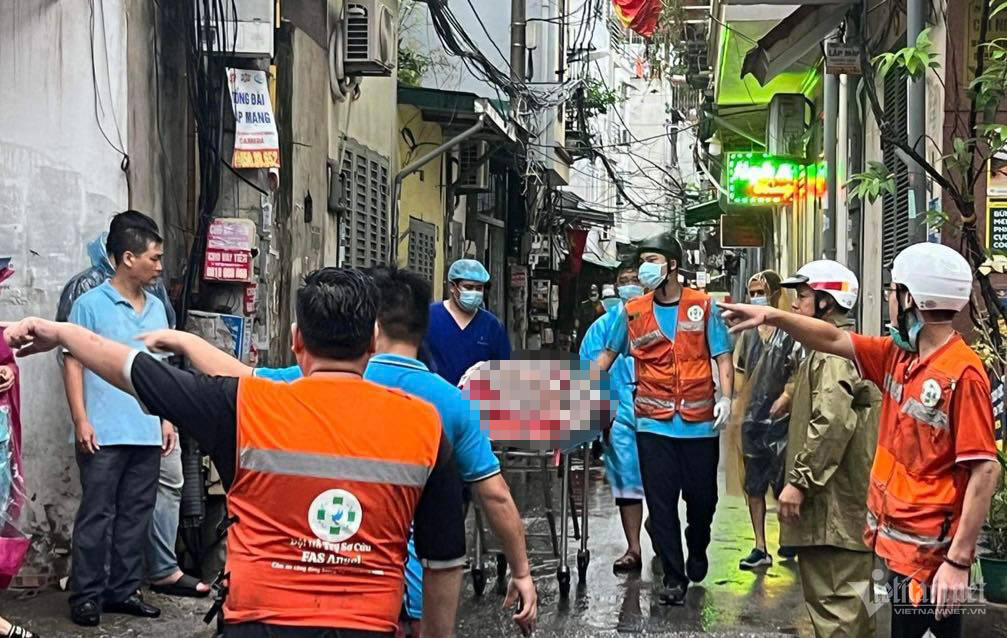 Chay chung cu mini o Ha Noi, nhieu nguoi tu vong-Hinh-15