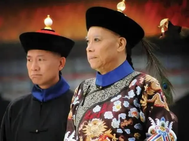 Vao dem Khang Hi bang ha, vi sao Ung Chinh xu tu thai giam Trieu Xuong?-Hinh-3