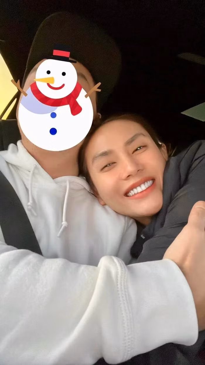 Ban trai Viet Kieu kin tieng cua Vo Hoang Yen la ai?