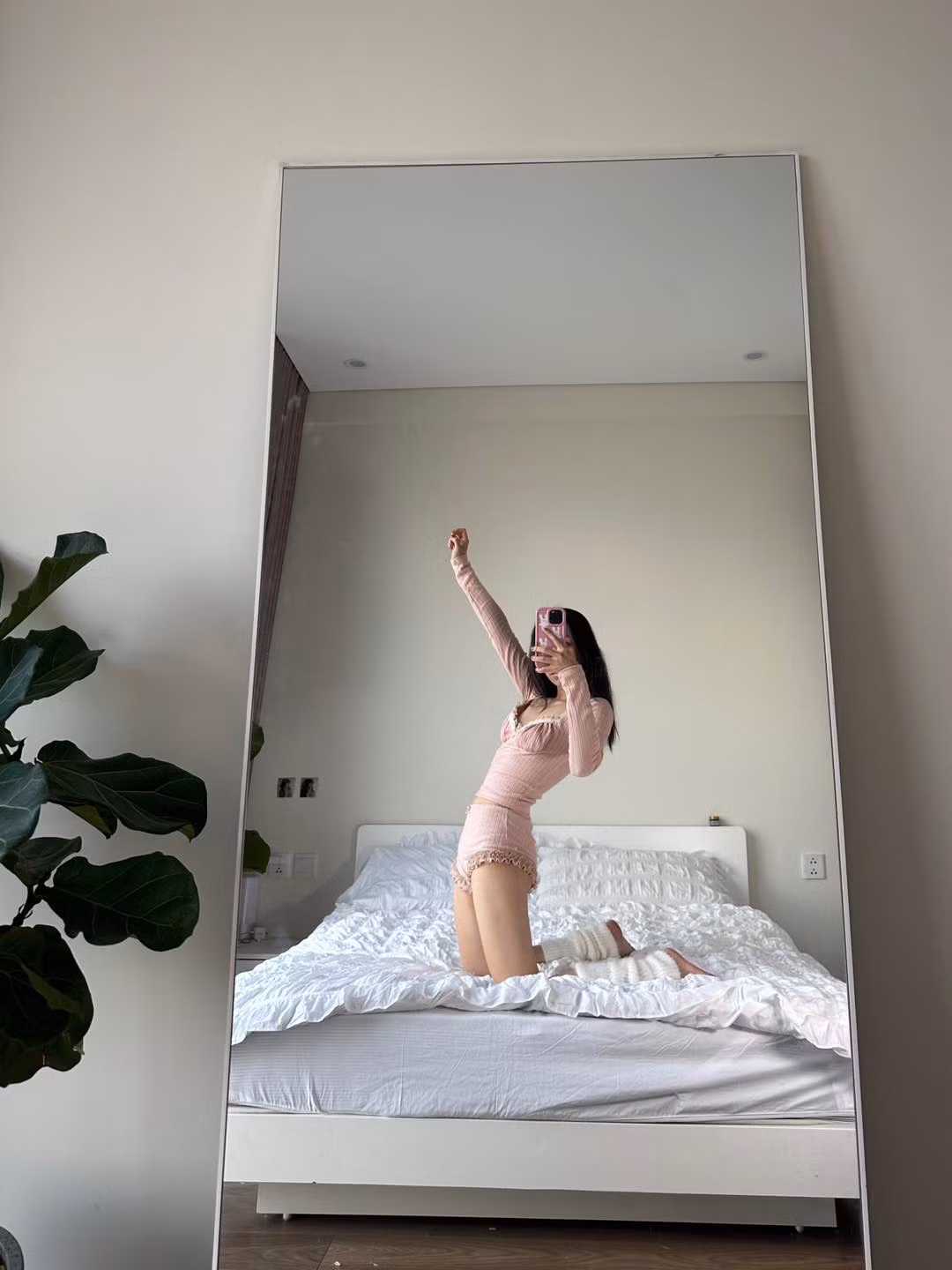 Mỹ Anh - con gái diva Mỹ Linh ngày càng phong cách gợi cảm - Hình 4 My Anh - con gai diva My Linh ngay cang phong cach goi cam-Hinh-4