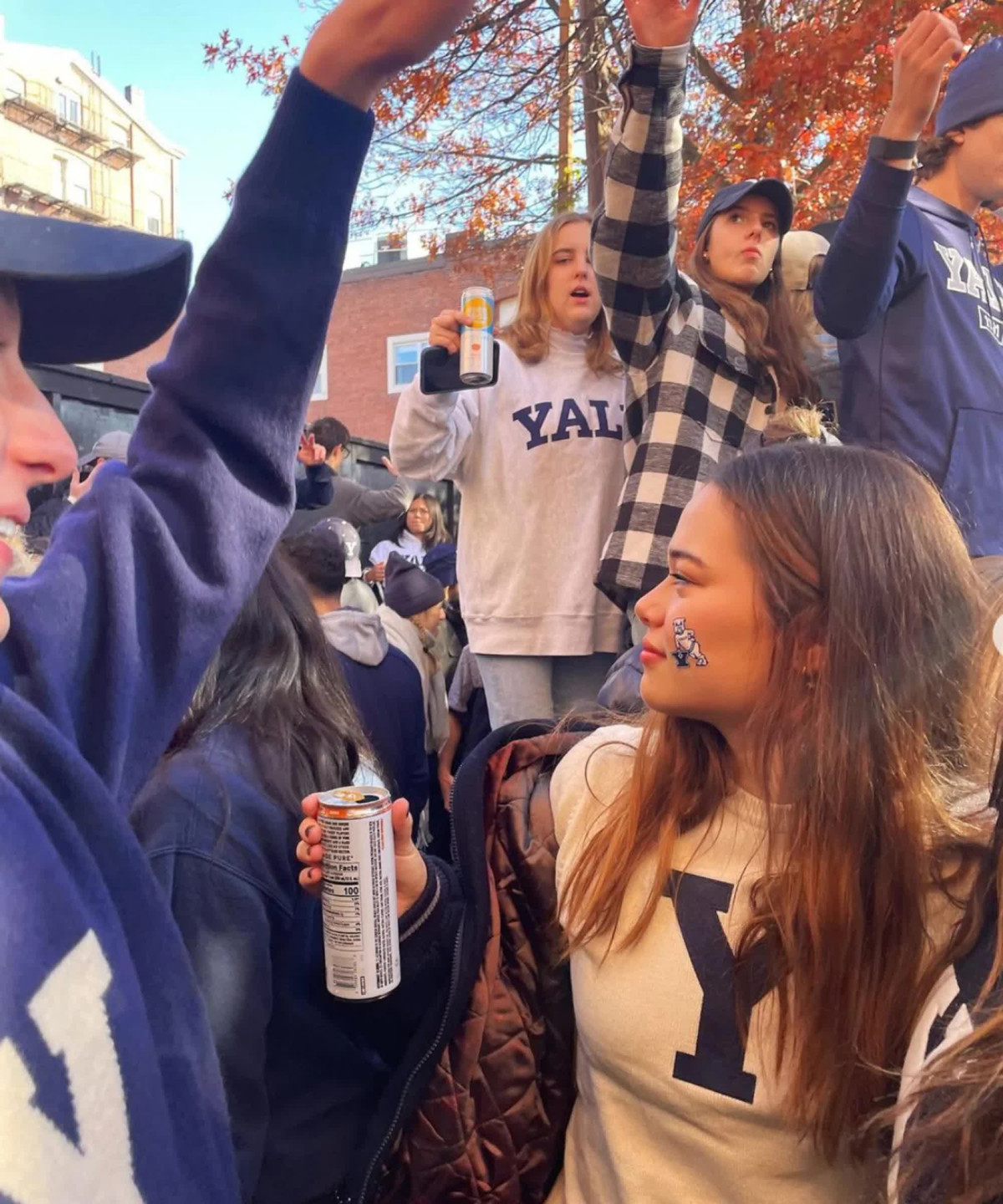 Ai nu xinh dep nhat nha ong trum gia toc Murdoch-Hinh-4