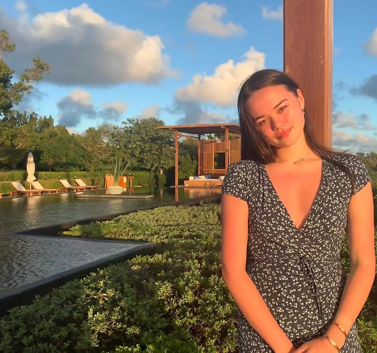 Ai nu xinh dep nhat nha ong trum gia toc Murdoch-Hinh-2